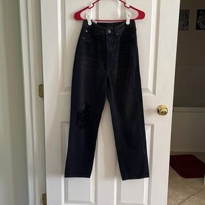 AE 90s Boyfriend Jeans